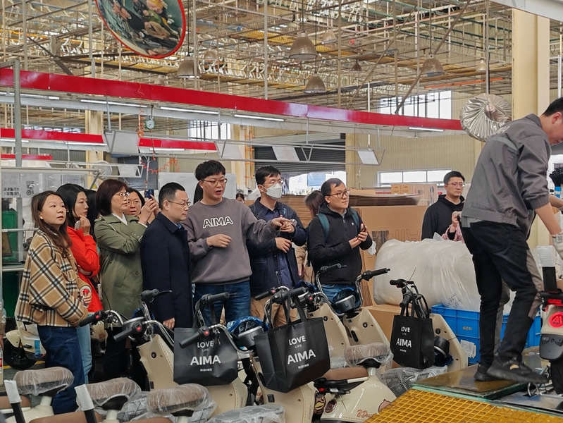 产教融合 | 智能制造行业系列课程第一期--爱玛科技参观调研活动顺利举行